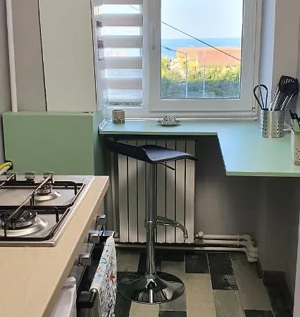 Apartment Sunrise By The Sea Constanta