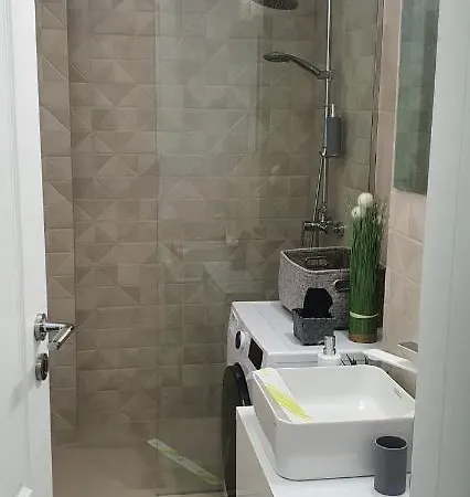 Apartment Sunrise By The Sea Constanta