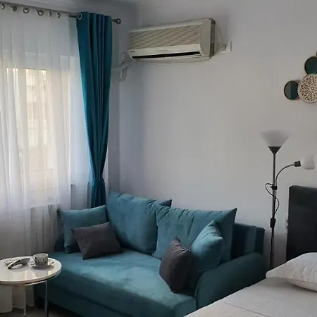 Sunrise By The Sea *